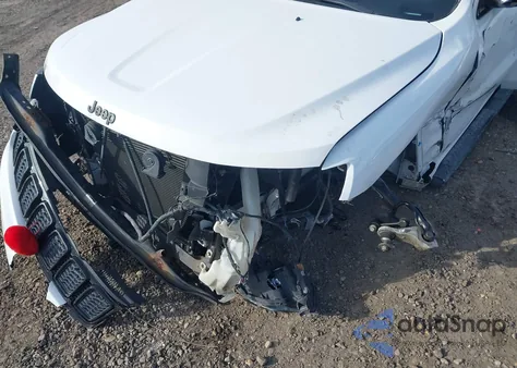 2018 Jeep Grand Cherokee Altitude 4X2 from USA, damaged, VIN 1C4RJEAG1JC153290